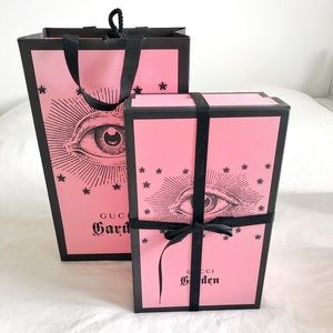 GUCCI GARDEN Bag, shoe box, tissue, and ribbon